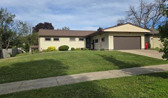305 20th St NW, Austin, MN 55912