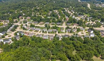 2535 Barrett Springs Dr, Ballwin, MO 63021