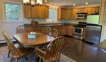 3 Woodview Dr, Brookfield, CT 06804