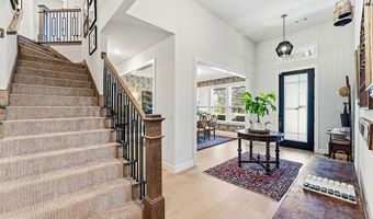109 SW Autumn Hills Rd, Bentonville, AR 72712