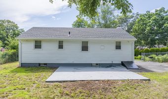 42 Greenwood Ave, Bloomfield, CT 06002
