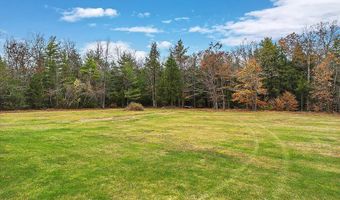 9 Snug Harbor Rd, Belgrade, ME 04917