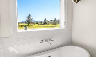 35680 BELLA RIDGE Loop, Astoria, OR 97103