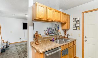 14651 Evergreen Trl 90, Apple Valley, MN 55124