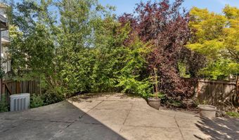 16985 NW SHADOW HILLS Ln, Beaverton, OR 97006