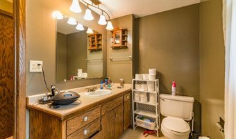 1402 Southview Ln, Albert Lea, MN 56007