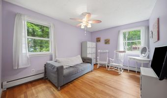 47 Beaver Ln, Bedford, NH 03110