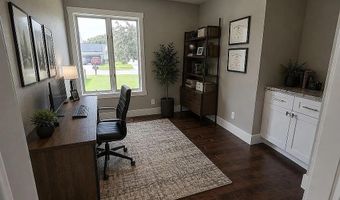 2516 White Oak Dr, Ames, IA 50014