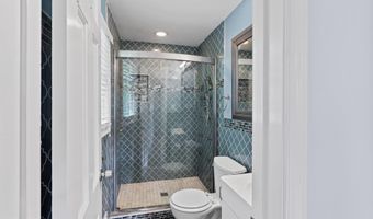 3713 CHANEL Rd, Annandale, VA 22003