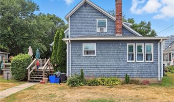 69 Longview Dr, Narragansett, RI 02882