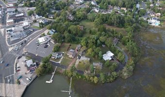 40 N Shore Rd, Absecon, NJ 08201