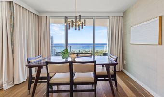 383 Kalaimoku St 3010, Honolulu, HI 96815