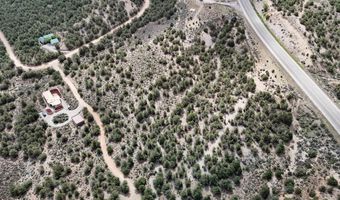 2 Sandia Canyon Rd, Arroyo Hondo, NM 87513