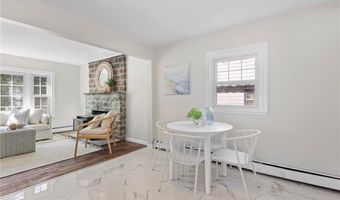 400 Schooner Ave, Jamestown, RI 02835