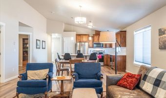 746 Seacrest Dr, Bandon, OR 97411