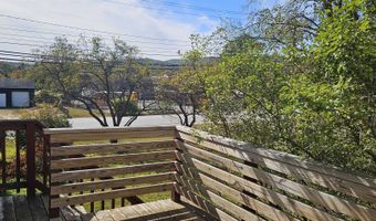 140 N Main St B, Bristol, NH 03222