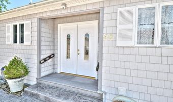 46 Amherst Dr, Bayville, NJ 08721