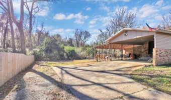 554 E San Antonio St, Alto, TX 75925