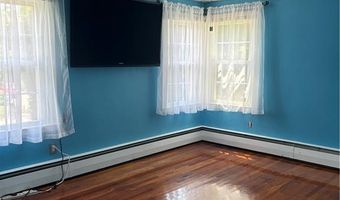 43 Belvedere St, Johnston, RI 02919