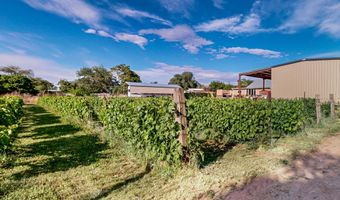 17 LLANITO Rd, Bernalillo, NM 87004