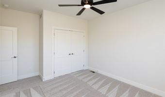 733 17th Ave SE, Altoona, IA 50009