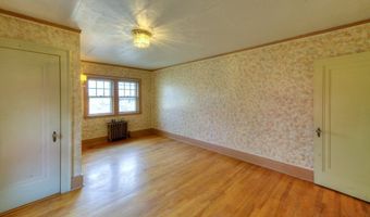 24 Hadwen Rd, Worcester, MA 01602