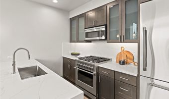 10650 NE 9th Place 2427, Bellevue, WA 98004