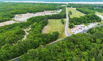 915 Augusta Rd, Belgrade, ME 04917