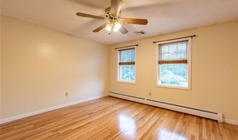 2 Country View Dr, Coventry, RI 02816