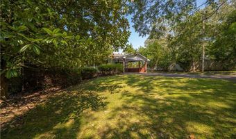 4559 Collins Ave, Acworth, GA 30101