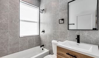 921 EDGLEY St, Philadelphia, PA 19122