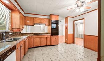 8067 Queenswood Ct, Baton Rouge, LA 70806