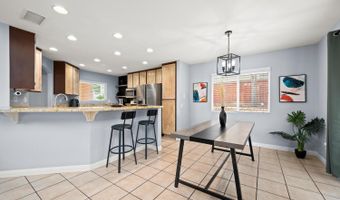 29819 Platanus Dr, Escondido, CA 92026