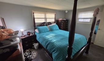 43 Catamount Hill Dr, Allenstown, NH 03275