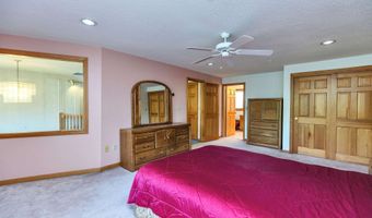8 Longview Dr, Bow, NH 03304