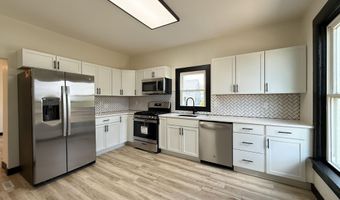 507 3rd St, Adair, IA 50002