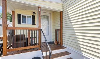 63 East Dr, East Providence, RI 02916