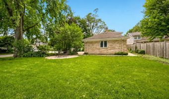 616 W Park St, Arlington Heights, IL 60005