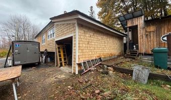 6 Demers St, Berlin, NH 03570