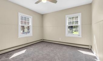 106 Van Brackle Rd, Aberdeen, NJ 07747