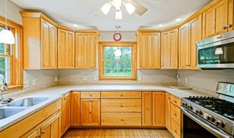 33810 N HERON Dr, Lewes, DE 19958