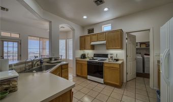 2290 Starflower Trl, Bullhead City, AZ 86442