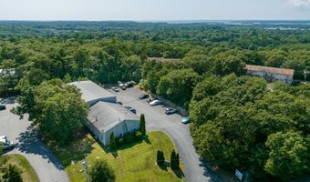 7 Colonel Dr, Bourne, MA 02532