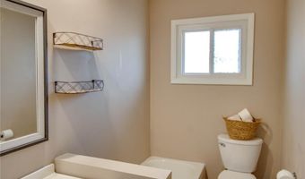 5230 Wick Way Dr, Alton, IL 62002