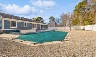 59 Harbor Inn Rd, Bayville, NJ 08721