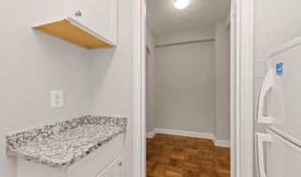 1010 25TH St NW #208, Washington, DC 20037