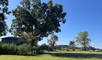 690 Autumnwood Rd, Ash Flat, AR 72513