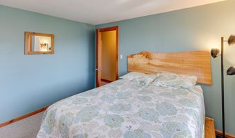176 Reservoir Rd, Campton, NH 03223