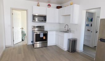 465 W MARINE Dr, Astoria, OR 97103