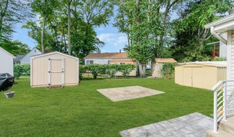 118 Jersey Ave, North Middletown, NJ 07748